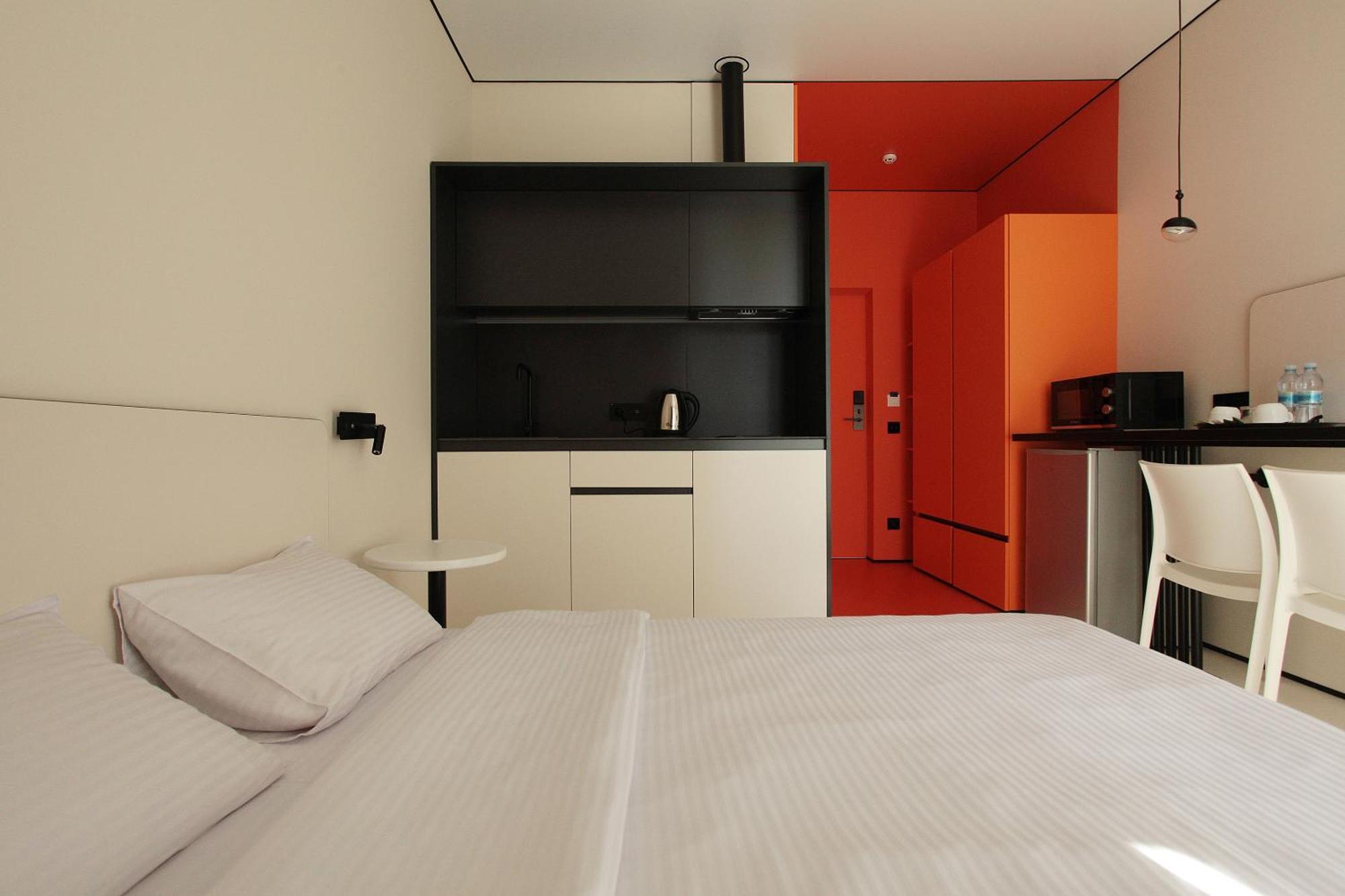 Ultramarinn Hotel Одеса Екстериор снимка