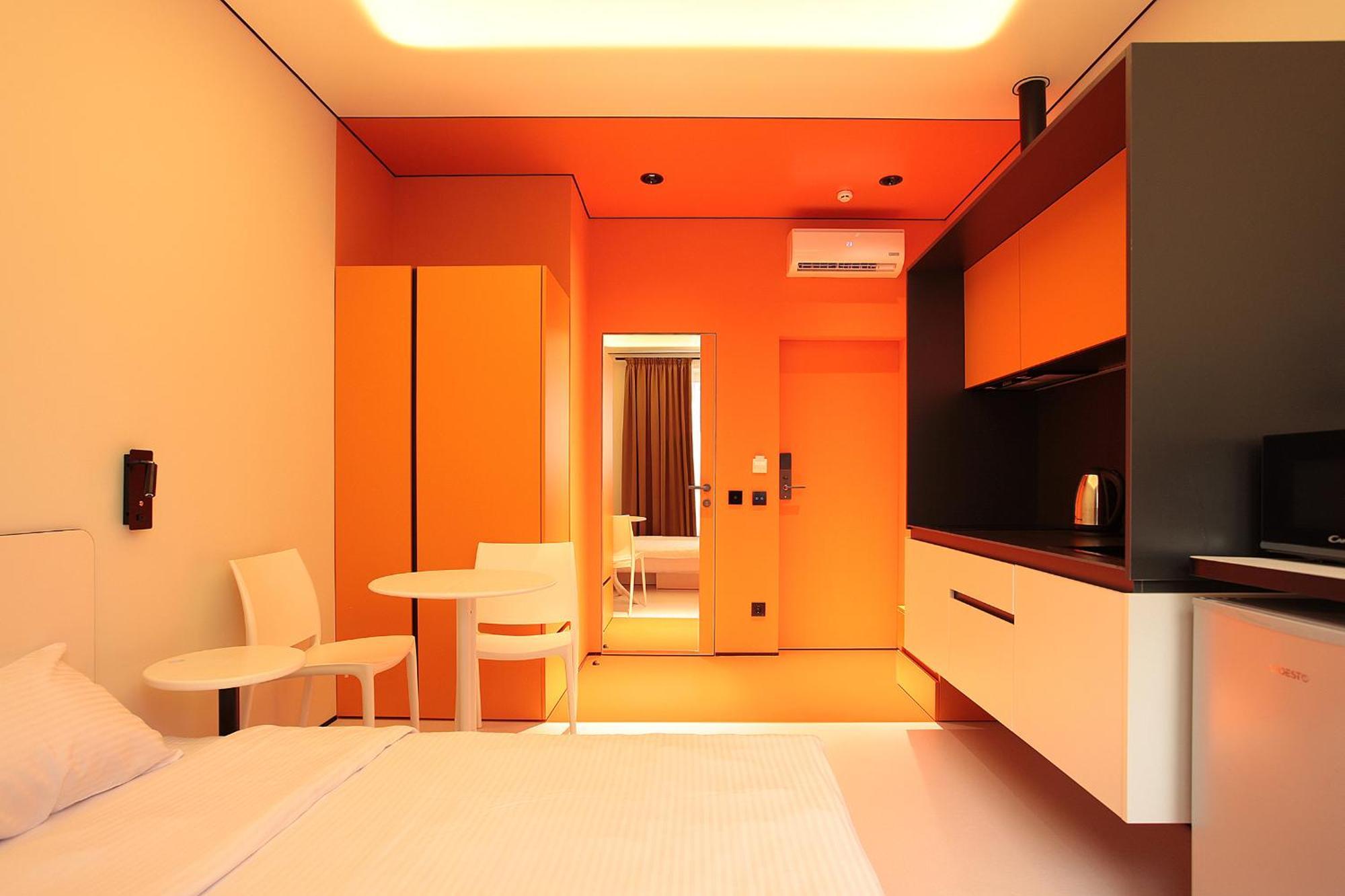 Ultramarinn Hotel Одеса Екстериор снимка
